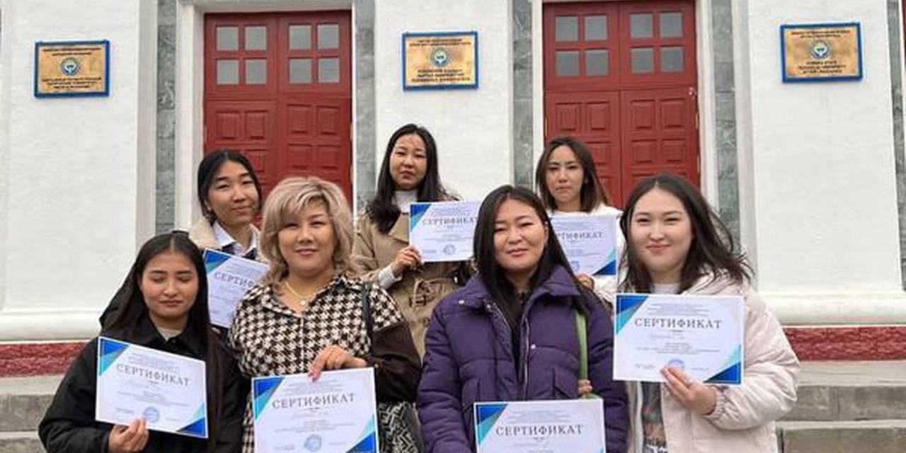 Students of the M-2-19,T-4-19 groups together with Amanbayeva Ch.Sh took part in a guest lecture on the topic "The role of logistics in the work of tour operators of the Kyrgyz Republic".