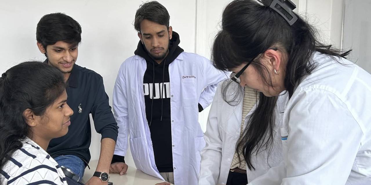 Практика — келечектеги медицина кызматкерлерин окутуунун маанилүү бөлүгү